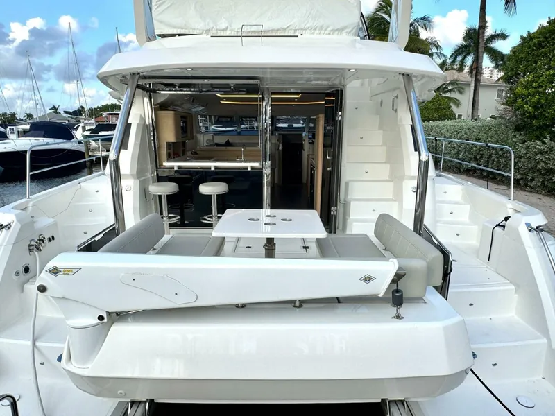 Slide: The Image of Aquila 44 PC 2023 - 4793113