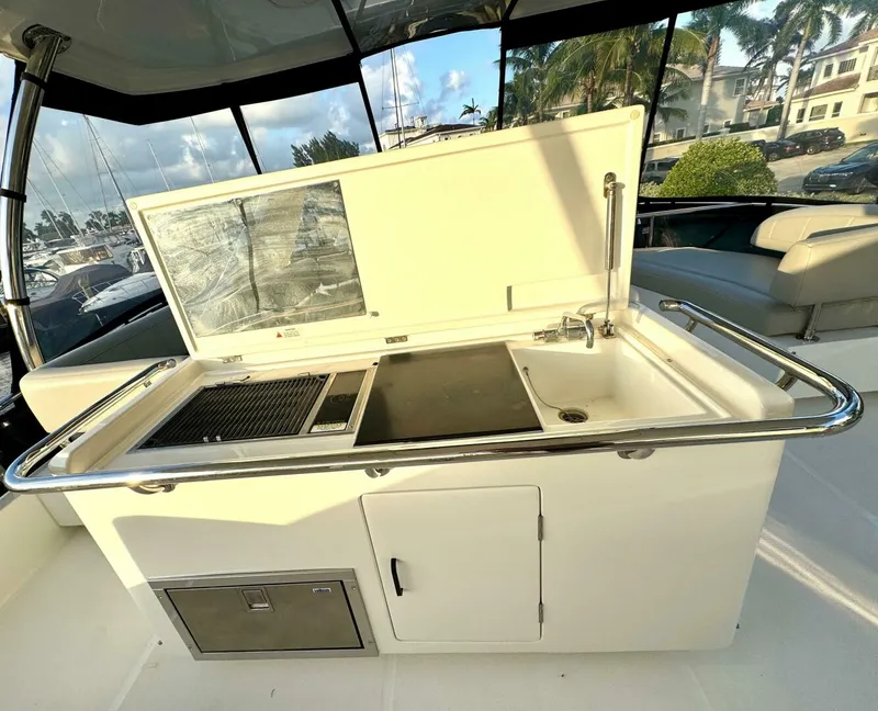 Slide: The Image of Aquila 44 PC 2023 - 4793126