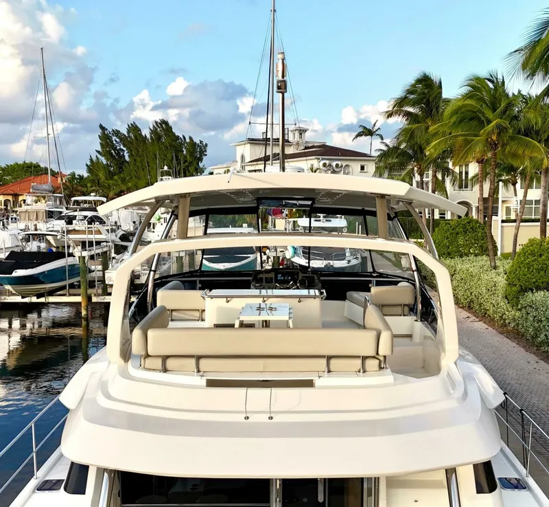 Slide: The Image of Aquila 44 PC 2023 - 4793139