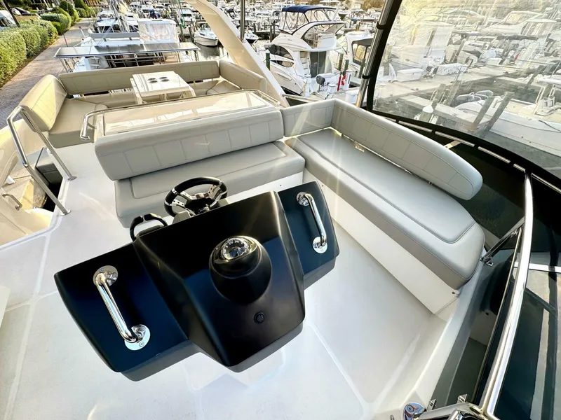 Slide: The Image of Aquila 44 PC 2023 - 4793140