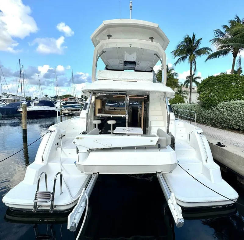 Slide: The Image of Aquila 44 PC 2023 - 4793080