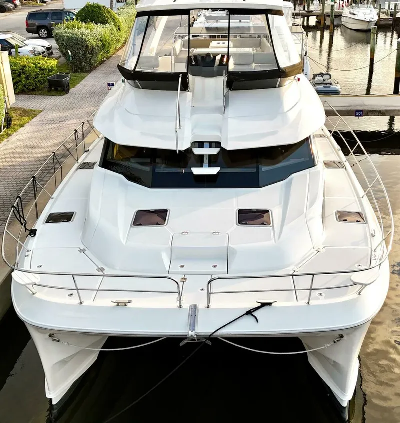 Slide: The Image of Aquila 44 PC 2023 - 4793084