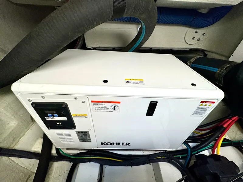 Slide: The Image of Aquila 44 PC 2023 - 4793230