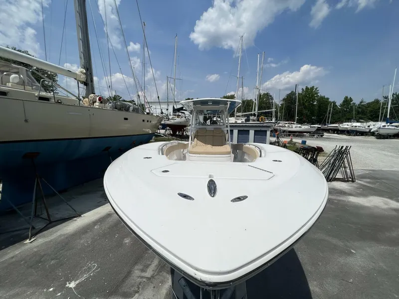 Slide: The Image of Invincible 36 Open Fisherman 2022 - 4794993