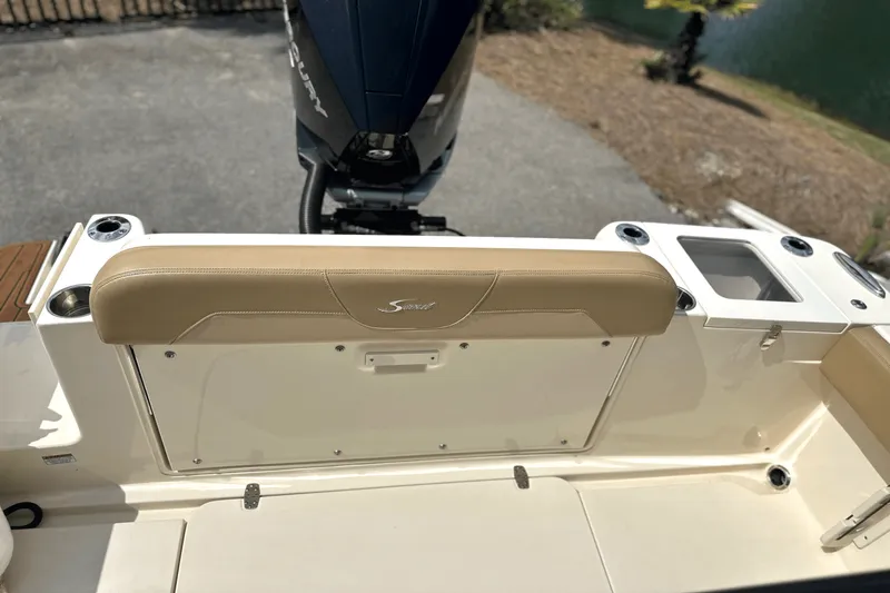 Slide: The Image of Scout 235 XSF 2020 - 5