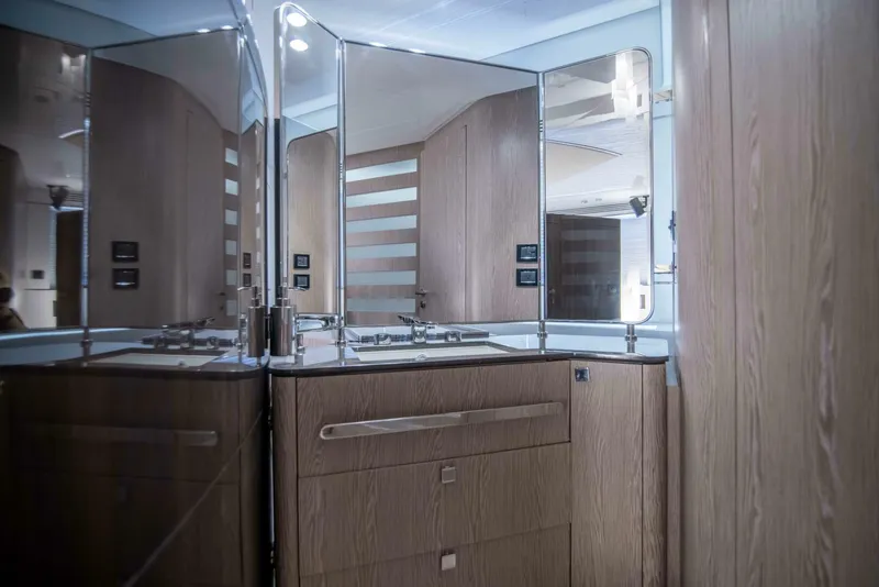 Slide: The Image of Azimut 70 Triple Play - 2019 Azimut S7 Triple Play - 4796210