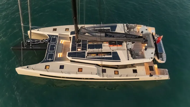 Slide: The Image of McConaghy MC75 Exterior 2 McConaghy MC75 Exterior 2 - 4799071