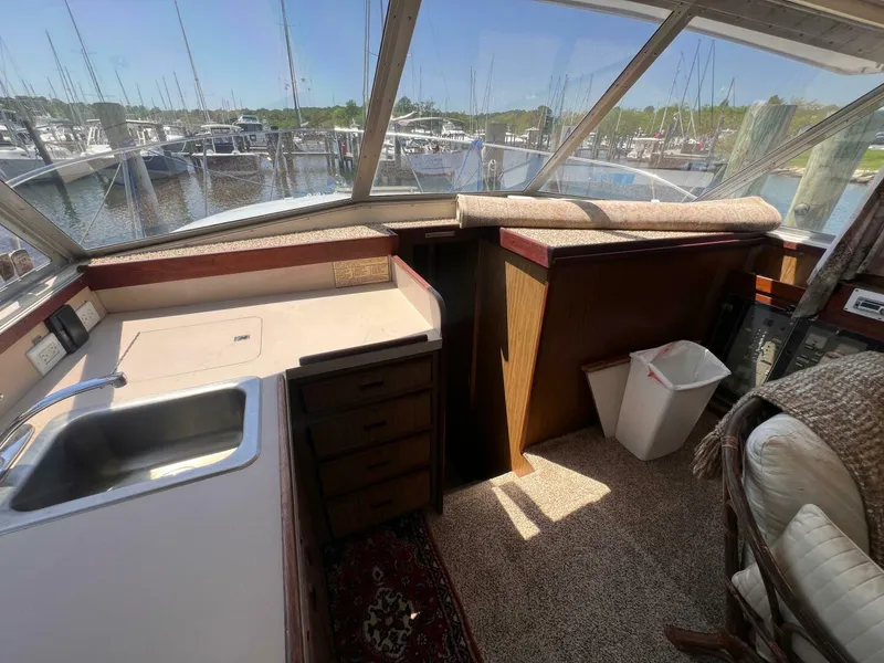 Slide: The Image of Bertram 35 Convertible 1982 - 4796126