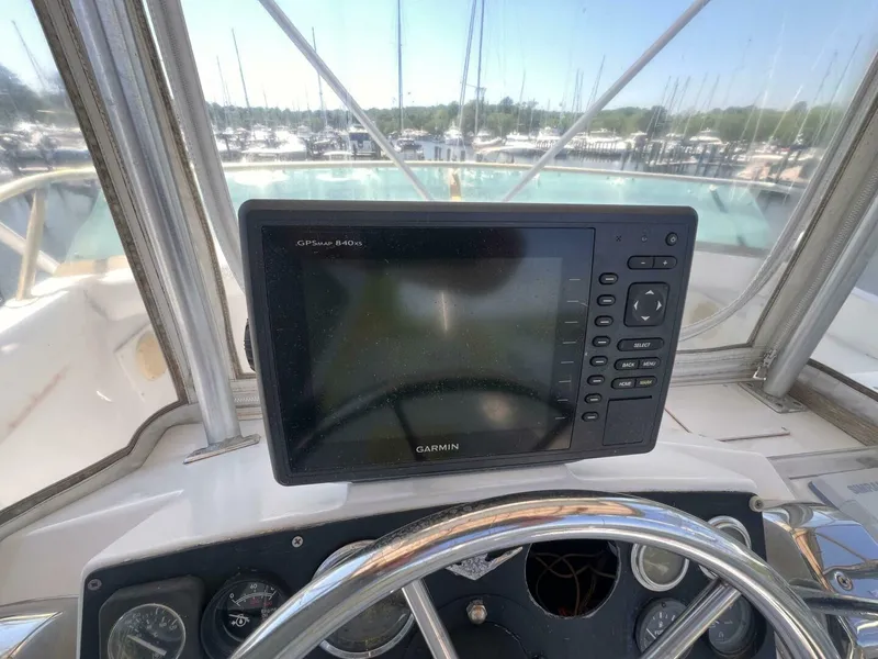 Slide: The Image of Bertram 35 Convertible 1982 - 4796291