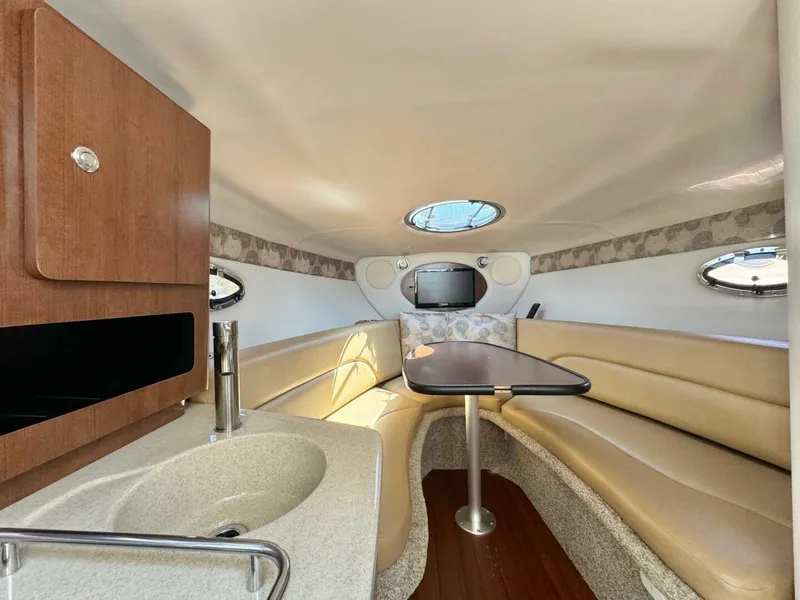 Slide: The Image of Crownline Boats 264CR 2020 - 4796366