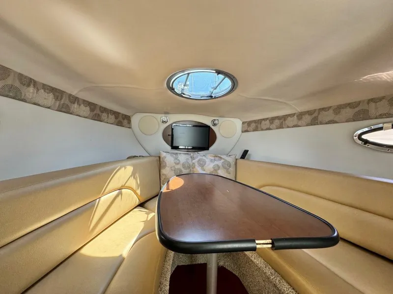 Slide: The Image of Crownline Boats 264CR 2020 - 4796369