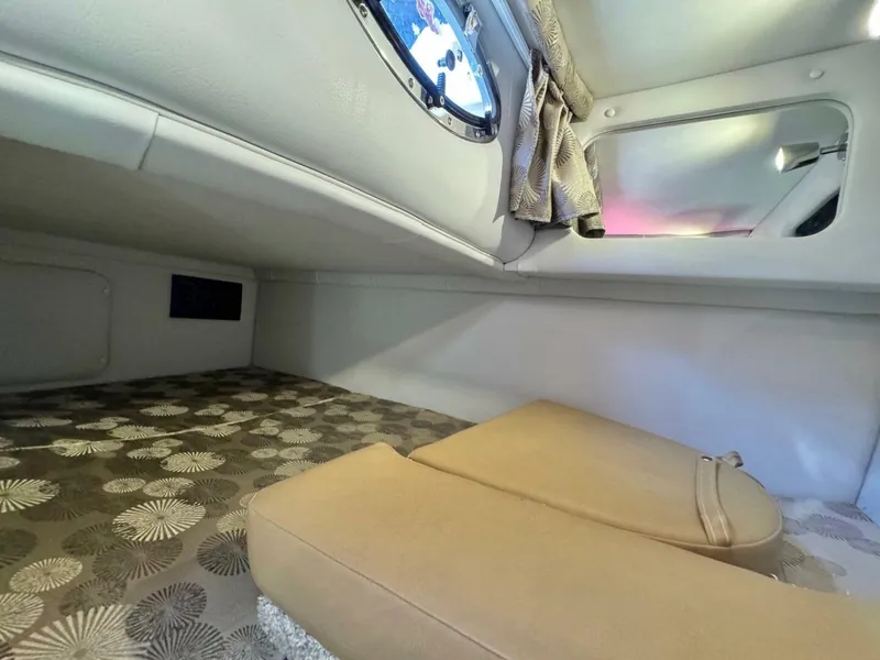 Slide: The Image of Crownline Boats 264CR 2020 - 4796391