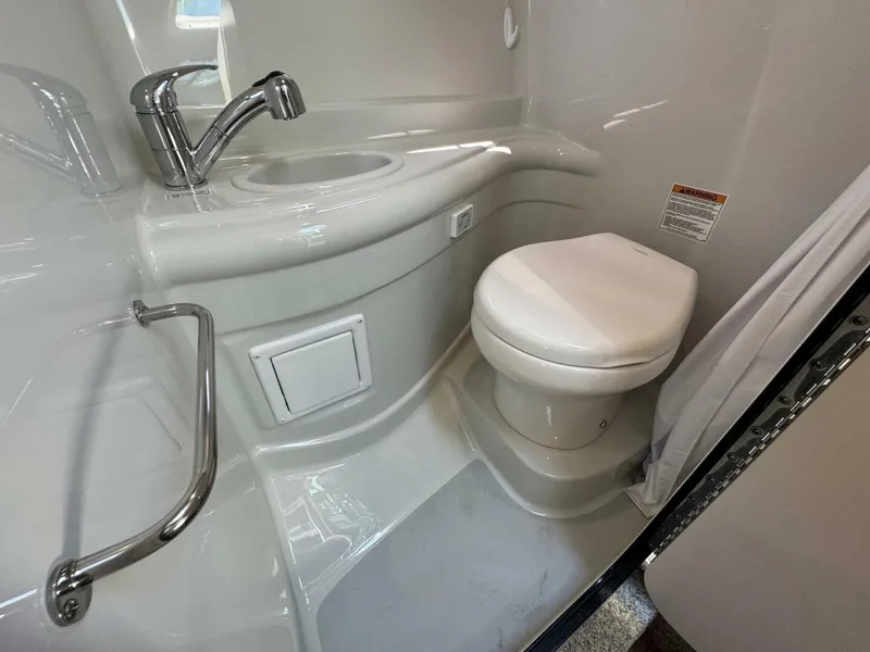 Slide: The Image of Crownline Boats 264CR 2020 - 4796394