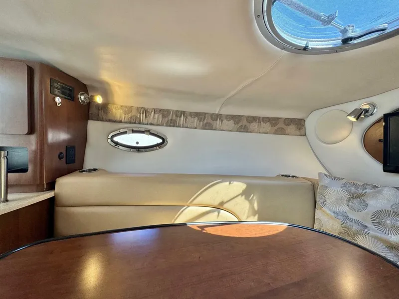 Slide: The Image of Crownline Boats 264CR 2020 - 4796404