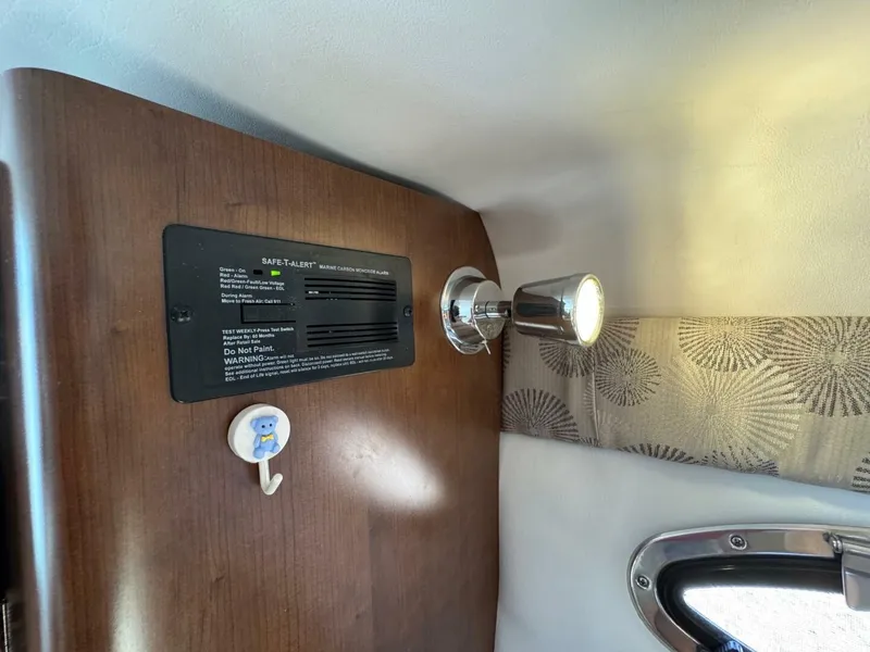 Slide: The Image of Crownline Boats 264CR 2020 - 4796411