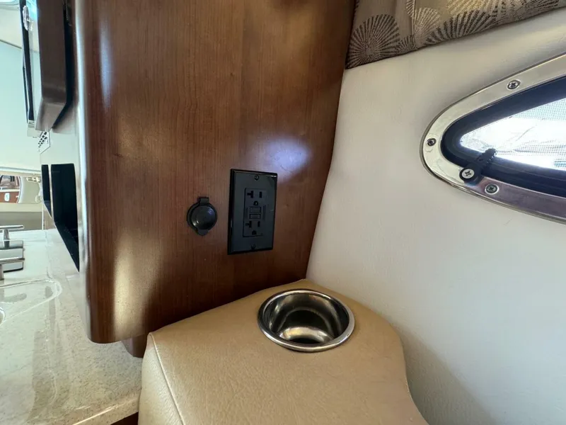 Slide: The Image of Crownline Boats 264CR 2020 - 4796412