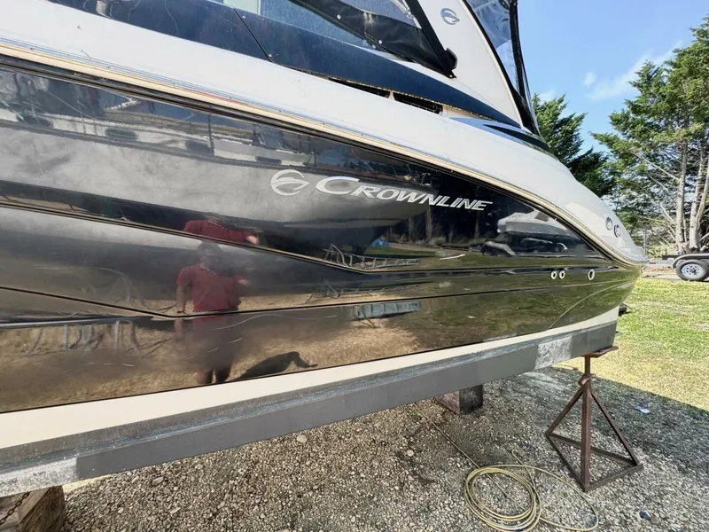Slide: The Image of Crownline Boats 264CR 2020 - 4796268