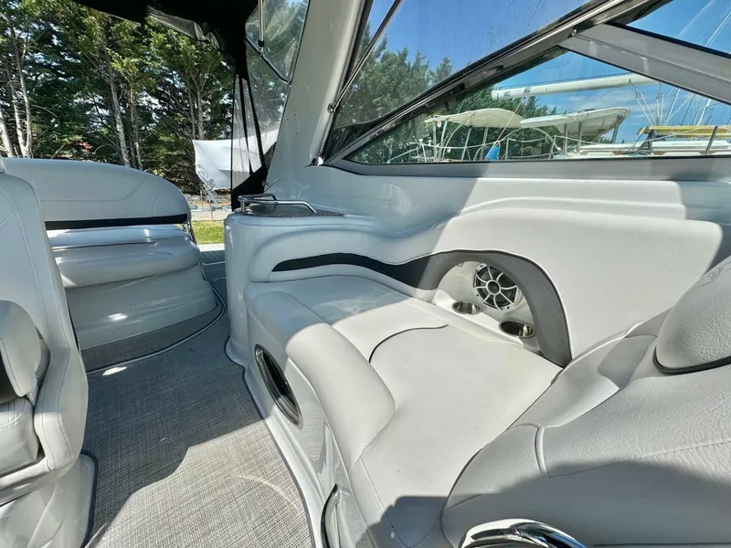 Slide: The Image of Crownline Boats 264CR 2020 - 4796276