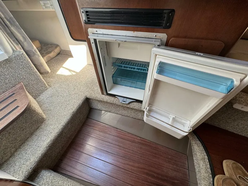 Slide: The Image of Crownline Boats 264CR 2020 - 4796307