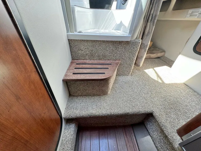 Slide: The Image of Crownline Boats 264CR 2020 - 4796308