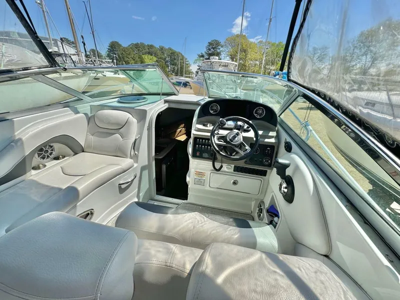 Slide: The Image of Crownline Boats 264CR 2020 - 4796321