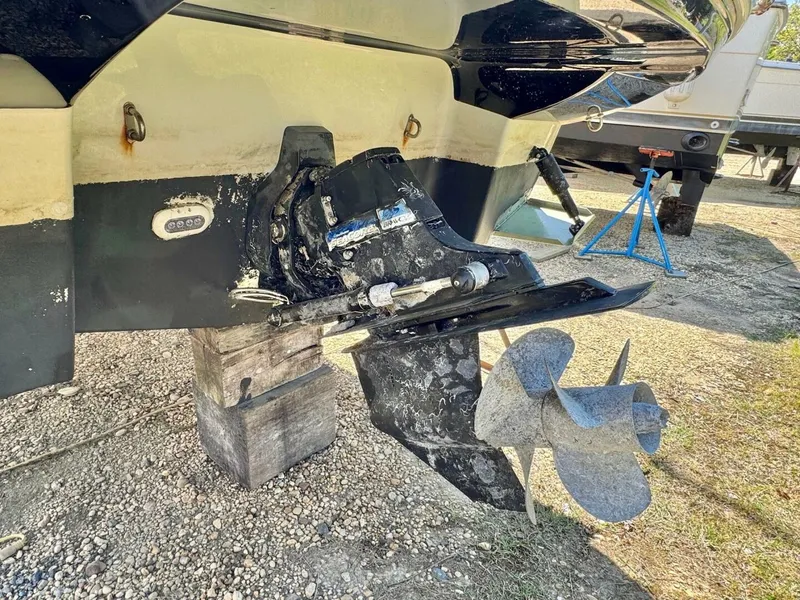 Slide: The Image of Crownline Boats 264CR 2020 - 4796259