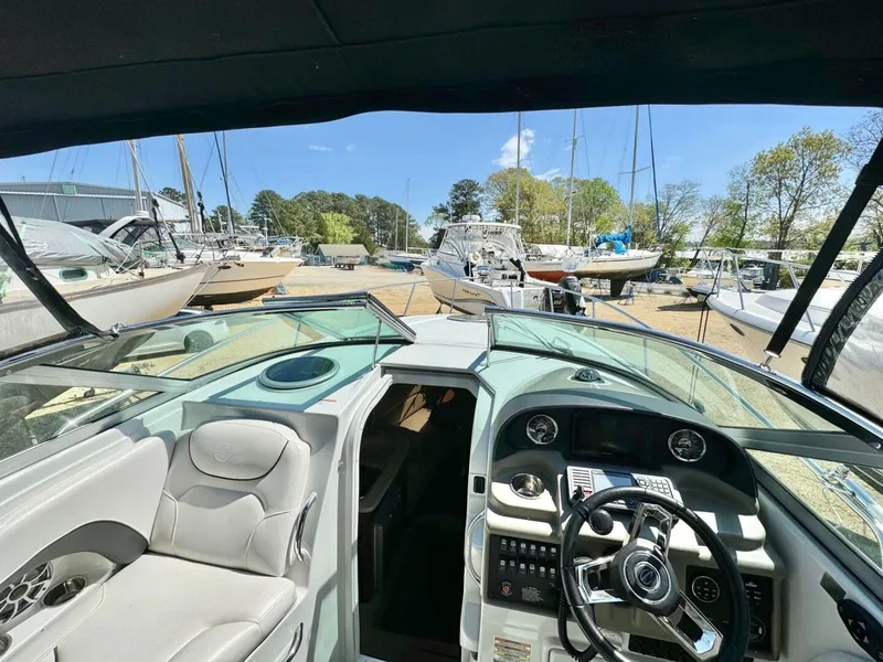 Slide: The Image of Crownline Boats 264CR 2020 - 4796323