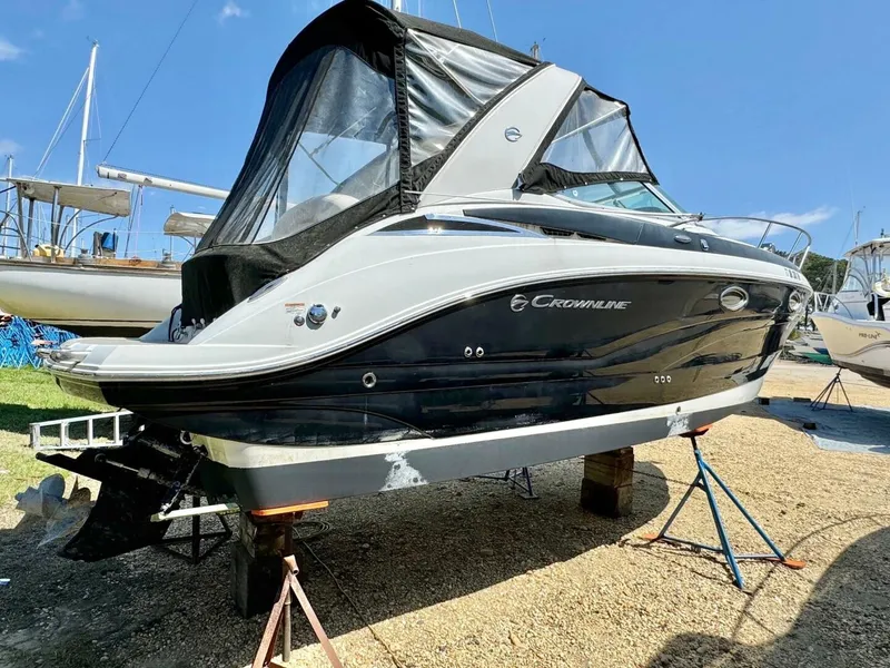 Slide: The Image of Crownline Boats 264CR 2020 - 4796261