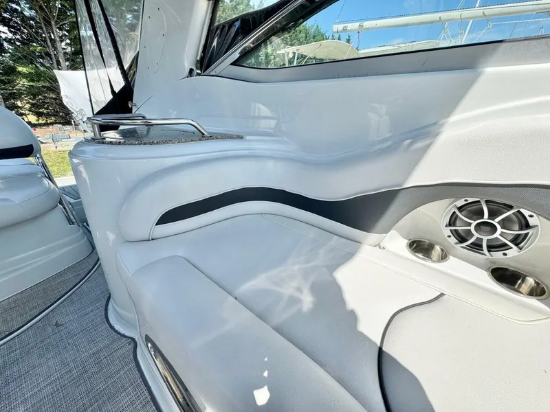 Slide: The Image of Crownline Boats 264CR 2020 - 4796344