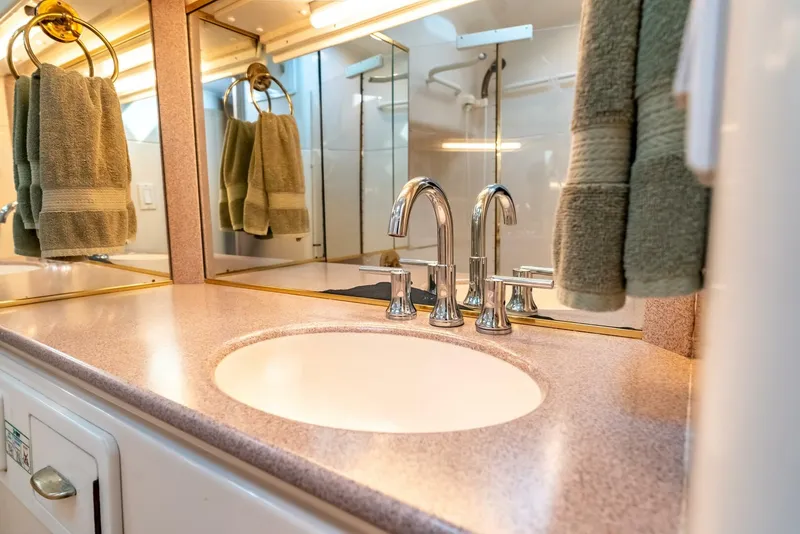 Slide: The Image of Tiara 4300 Open 1992 - 4796855