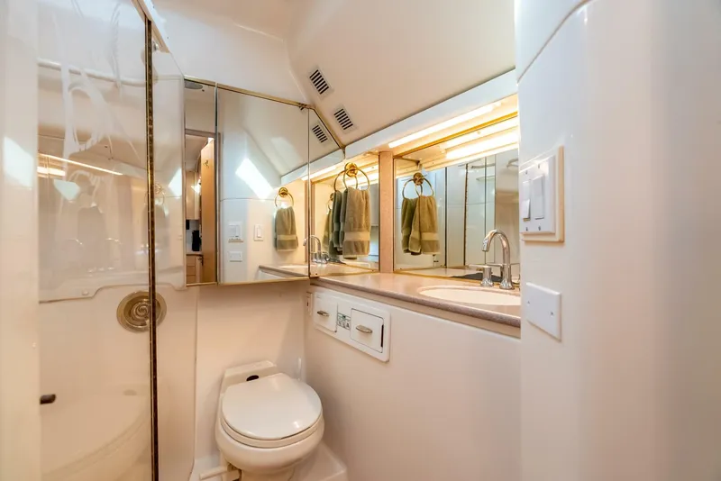 Slide: The Image of Tiara 4300 Open 1992 - 4796856