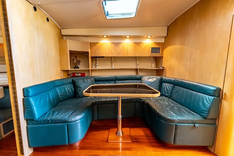 Slide: The Image of Tiara 4300 Open 1992 - 4796860