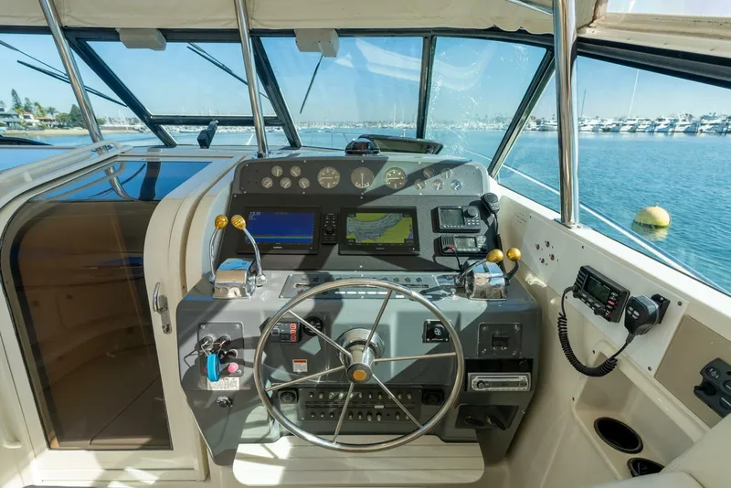 Slide: The Image of Tiara 4300 Open 1992 - 4796870