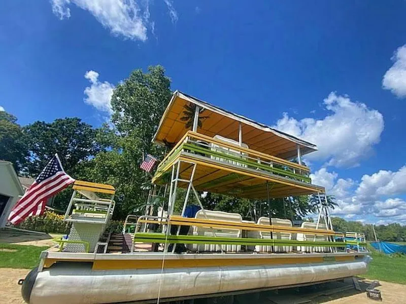 The Image of Crest 35 Double Decker 2008 - 4823446