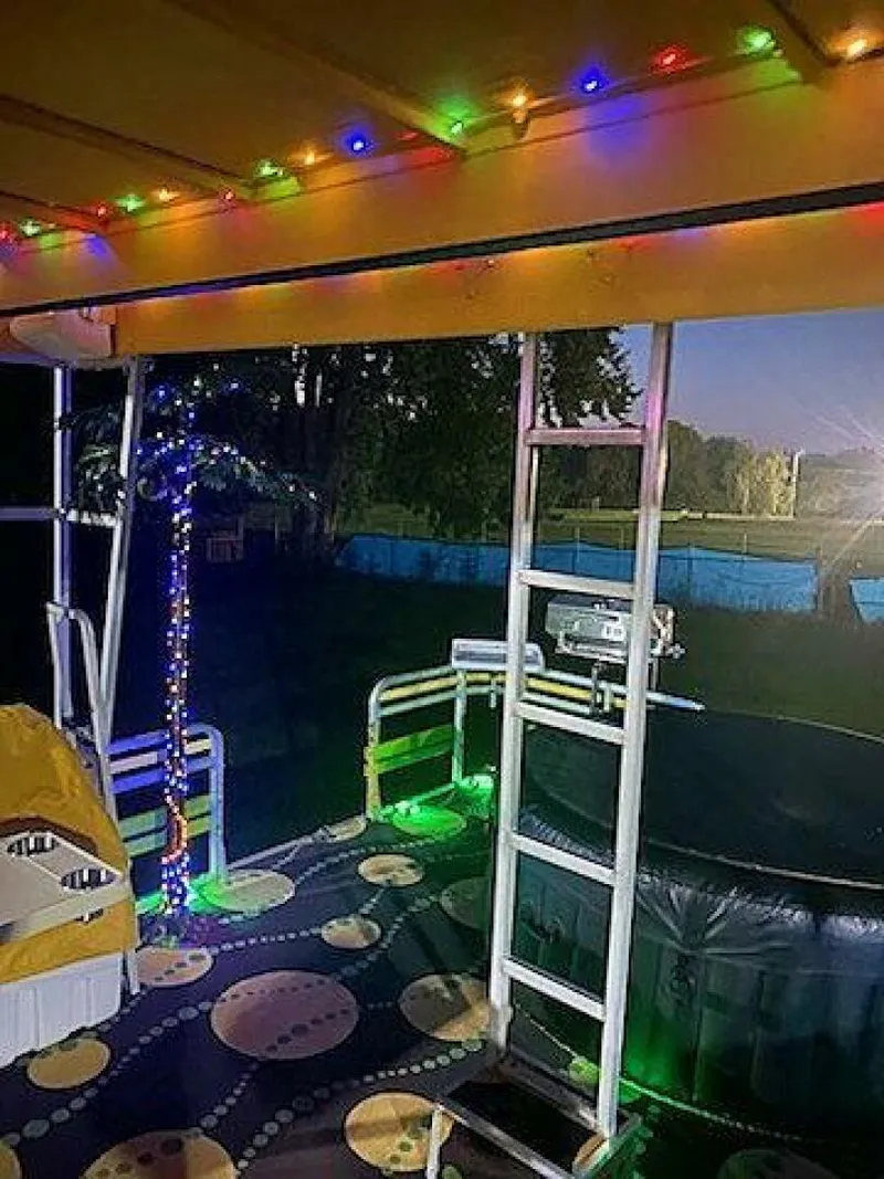 Slide: The Image of Crest 35 Double Decker 2008 - 4823445