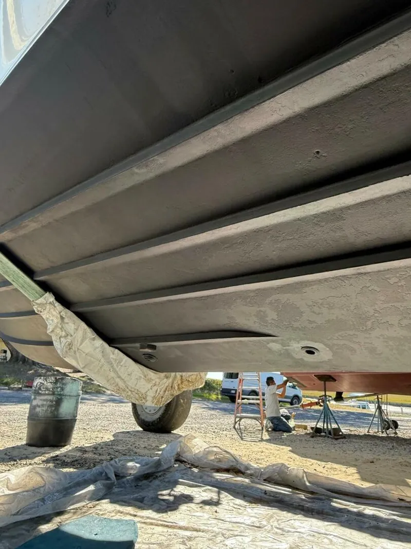 Slide: The Image of Bertram 31 Viajero- Bottom Paint  1974 Princess 31 Viajero - 5809661