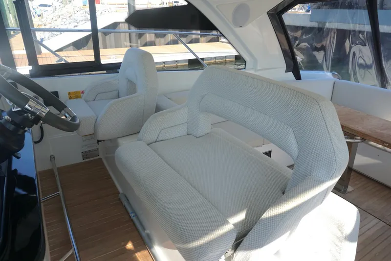 Slide: The Image of 2022 Beneteau Grand Turismo 41 War Downs Eagle Captains Chairs (1) - 4798711