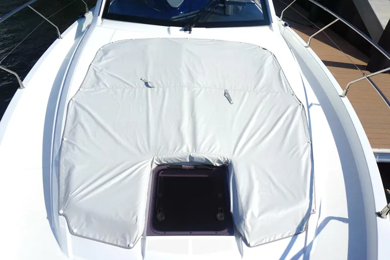 Slide: The Image of 2022 Beneteau Grand Turismo 41 War Downs Eagle Bow (2) - 4798722