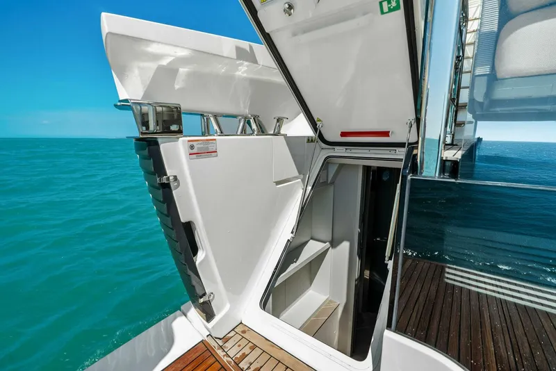 Slide: The Image of 2026 Absolute 70 Navetta - 5948096