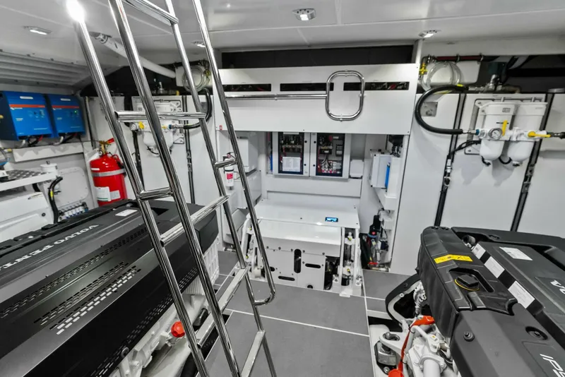 Slide: The Image of 2026 Absolute 70 Navetta - Engine Room - 5948085
