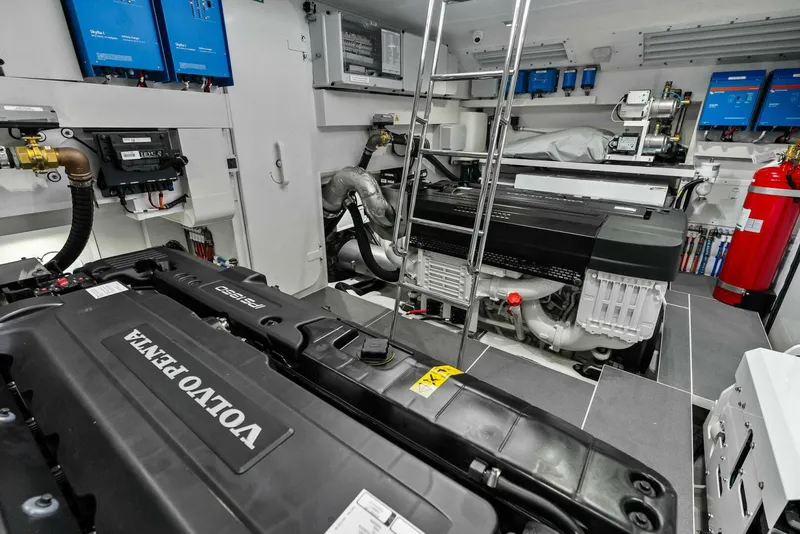 Slide: The Image of 2026 Absolute 70 Navetta - Engine Room - 5948082