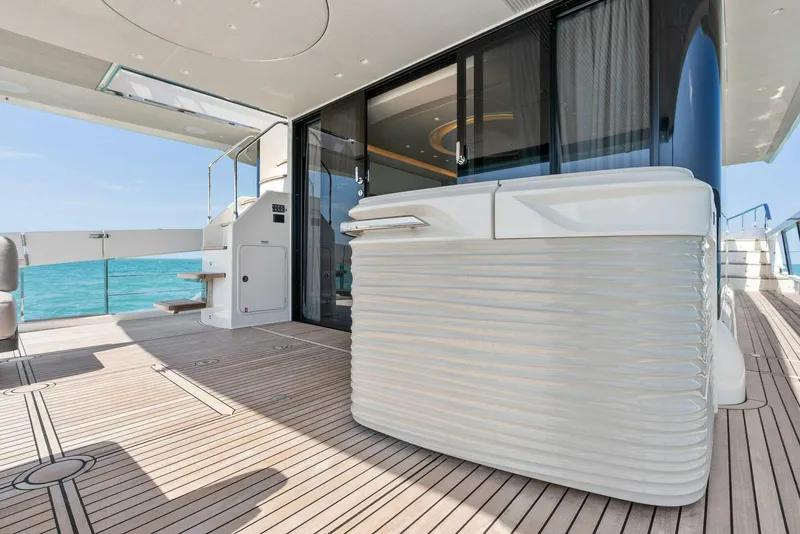 Slide: The Image of 2026 Absolute 70 Navetta - Aft Deck - 5948152