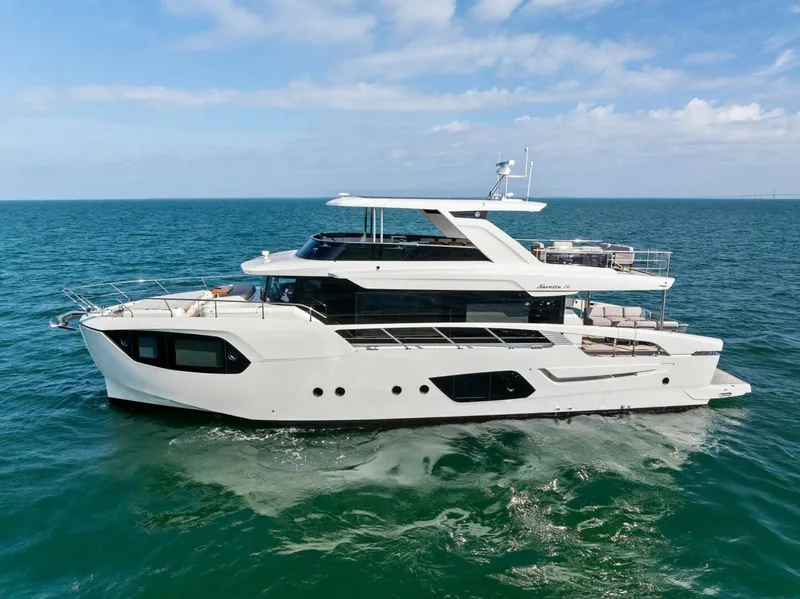 Slide: The Image of 2026 Absolute 70 Navetta - Profile - 5948057