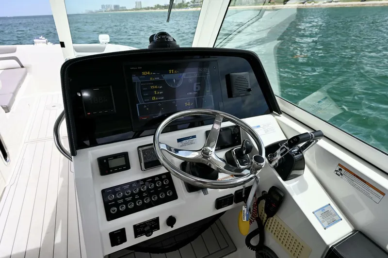 Slide: The Image of World Cat 320 DC 2018 - 5515111