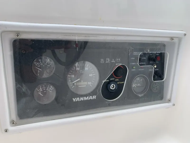 Slide: The Image of Hunter 45 Deck Salon 2009 - 4800184