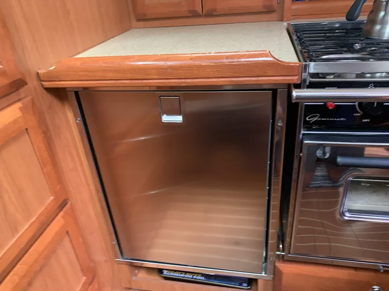 Slide: The Image of Hunter 45 Deck Salon 2009 - 4800220