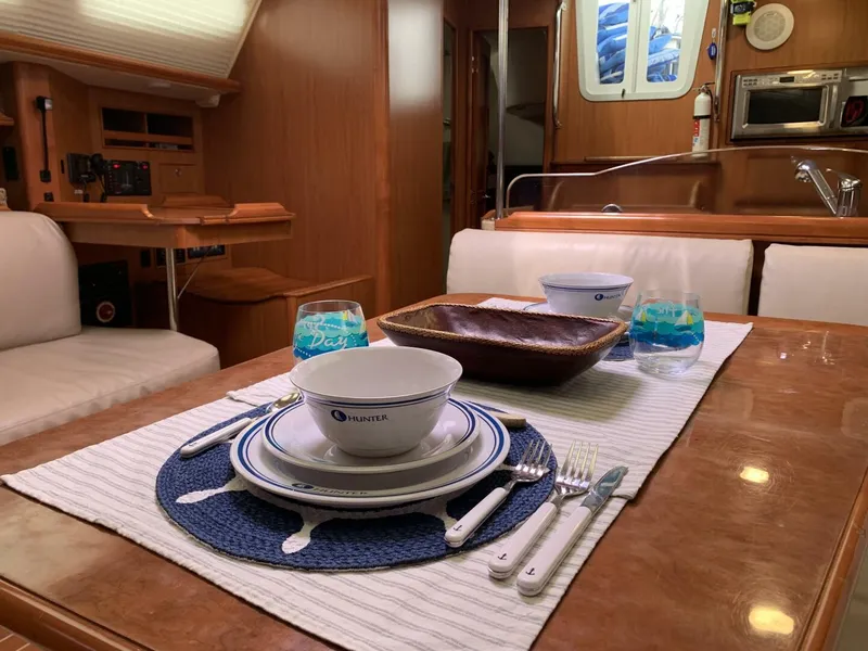 Slide: The Image of Hunter 45 Deck Salon 2009 - 4800244