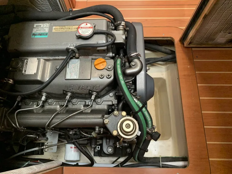 Slide: The Image of Hunter 45 Deck Salon 2009 - 4800249