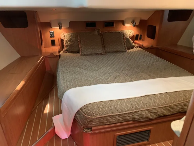 Slide: The Image of Hunter 45 Deck Salon 2009 - 4800253