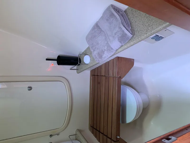 Slide: The Image of Hunter 45 Deck Salon 2009 - 4800257